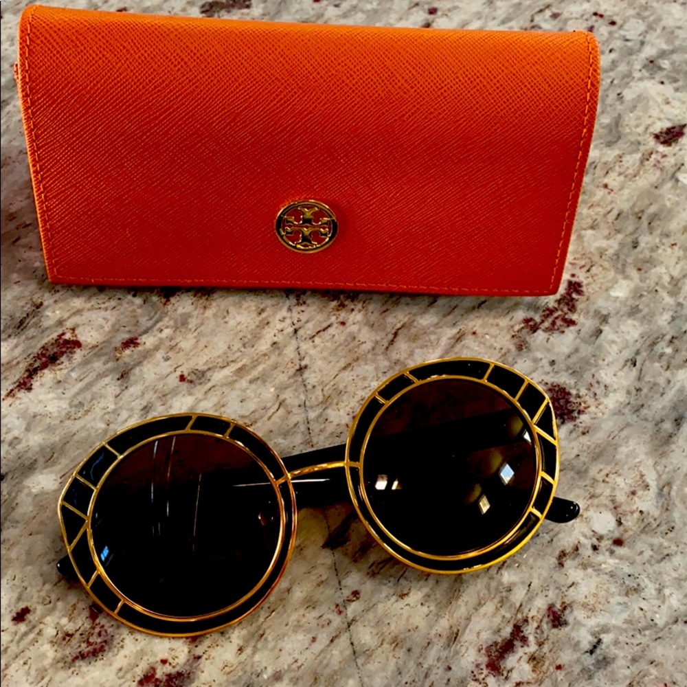 NWT Tory Burch Sunglasses
